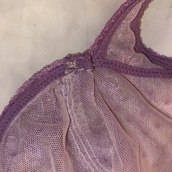 Lace Victoria’s Secret bra - Picture 3 of 5